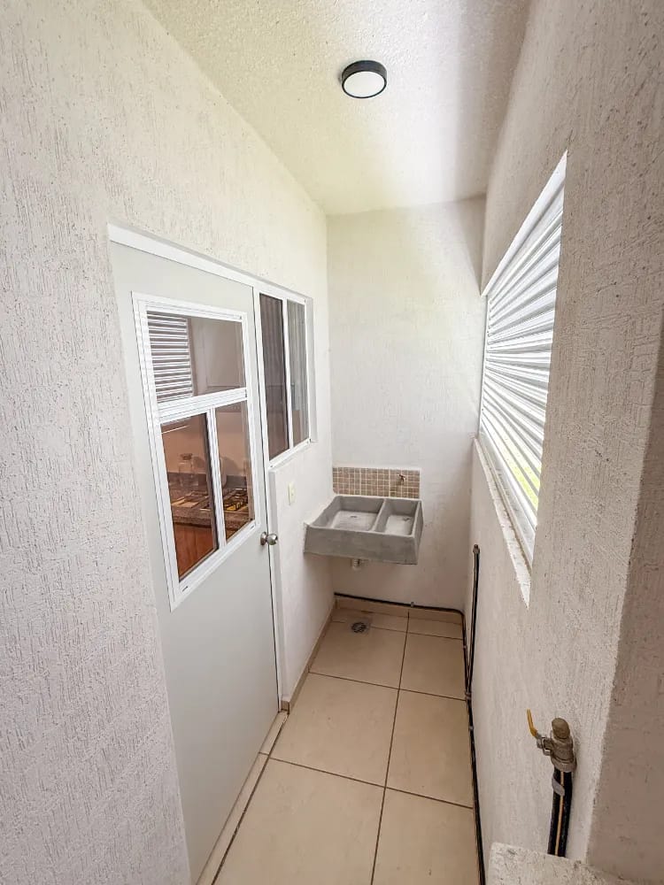 patio servicio modelo cedro 2